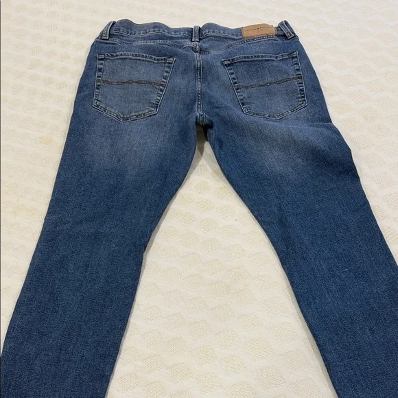 Lucky Brand Men's Classic Indigo Slim Straight Jeans - Picture 5 of 5